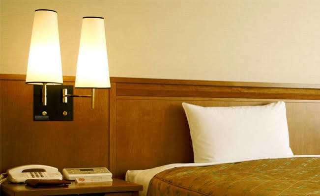 The Centre Point Hotel Chennai Exterior photo